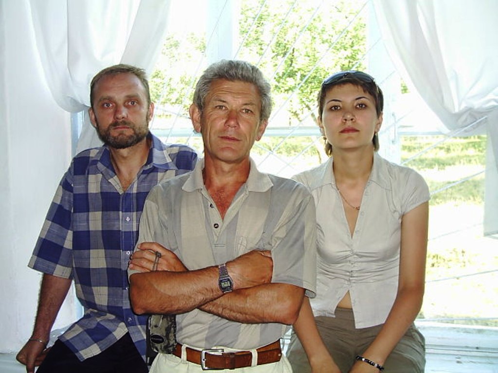 Кутовой Михаил и Абдурахмановы Камиль с Региной, Хайдаркан, 2006 год