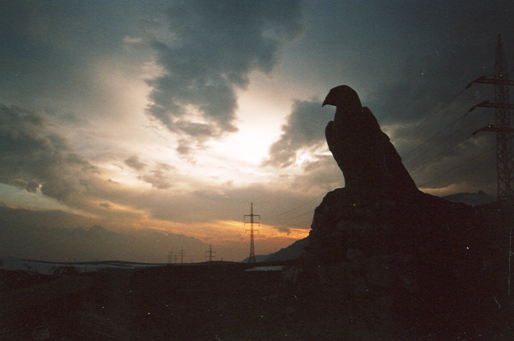 Закат на Хайдарканском перевале.