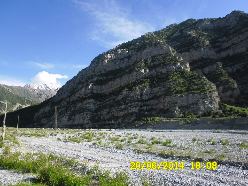 Хайдарканские горы, Кыргызстан