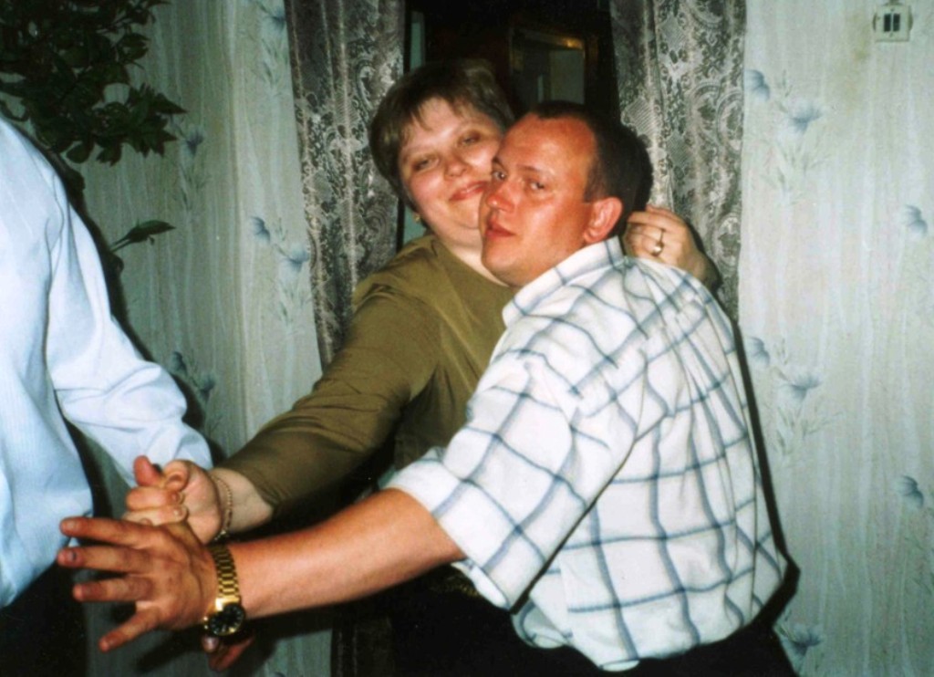 Женька Мартыненко  с супругой.