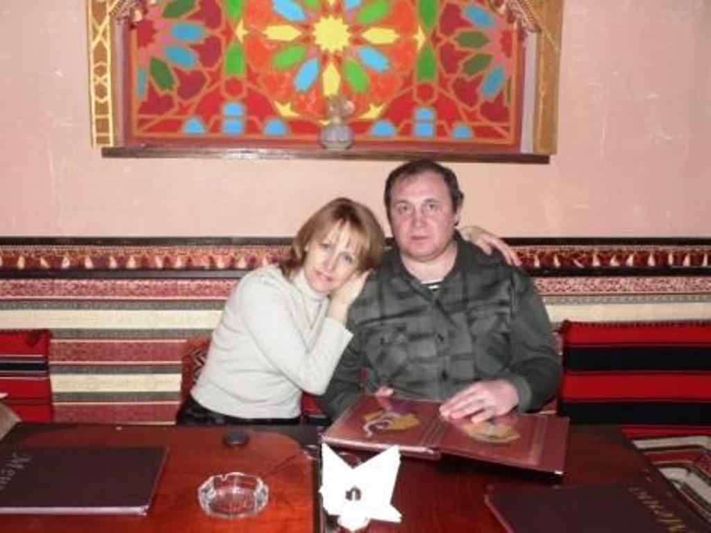 Сергей Ромашев с женой, Питер, 2006 год