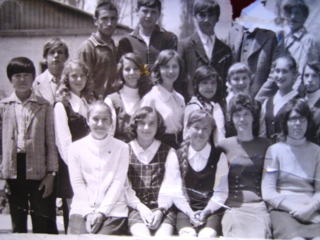Фото 1 из архива выпускников 1977 года, Хайдаркан