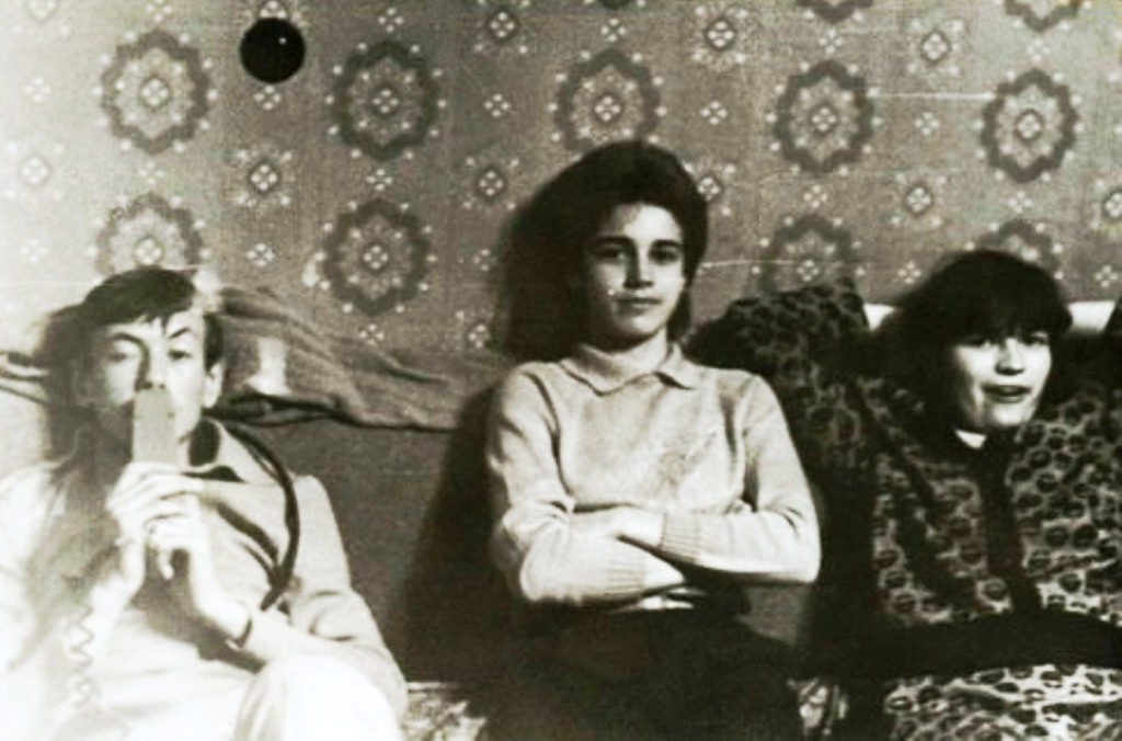 Липин Сергей, Макаренко Оля, Сидаметова Эльмира, Хайдаркан, 1987 год