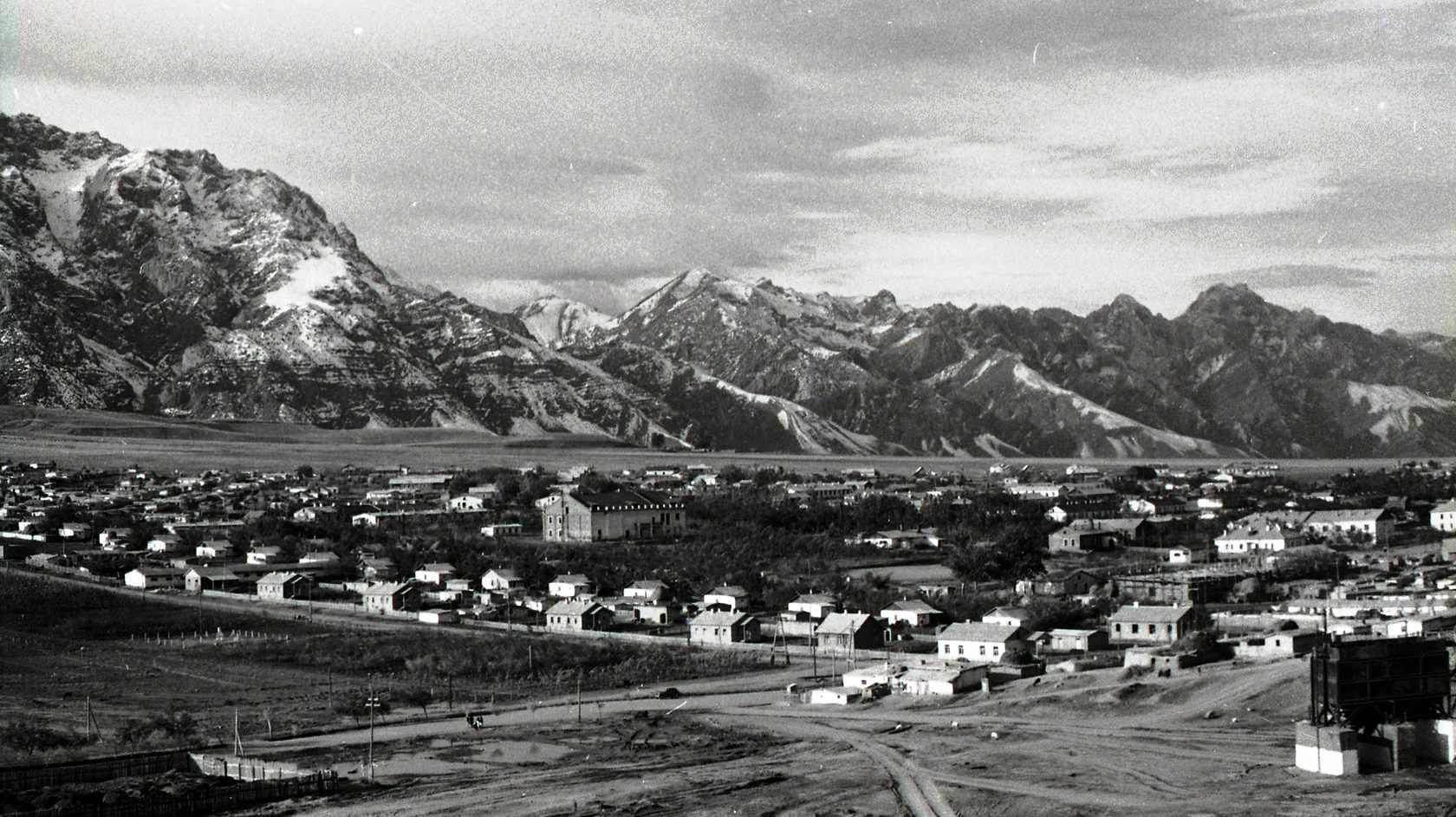 Вид на Хайдаркан. Фото 1953 года.