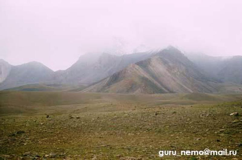 Вид долины перед перевалом Гаумыш