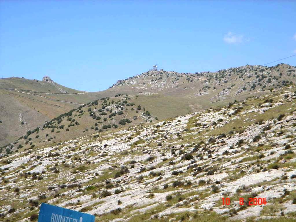 Вид с перевала на Хайдарканский ретранслятор
