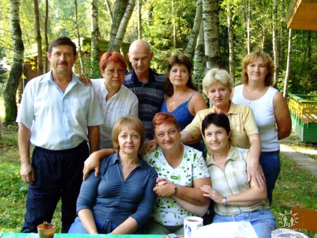 Фото со встречи выпускников 1972 года, 10 "А" в Подмосковье, 2007 год